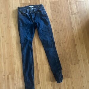 Levi’s Dark Blue Skinny Jeans